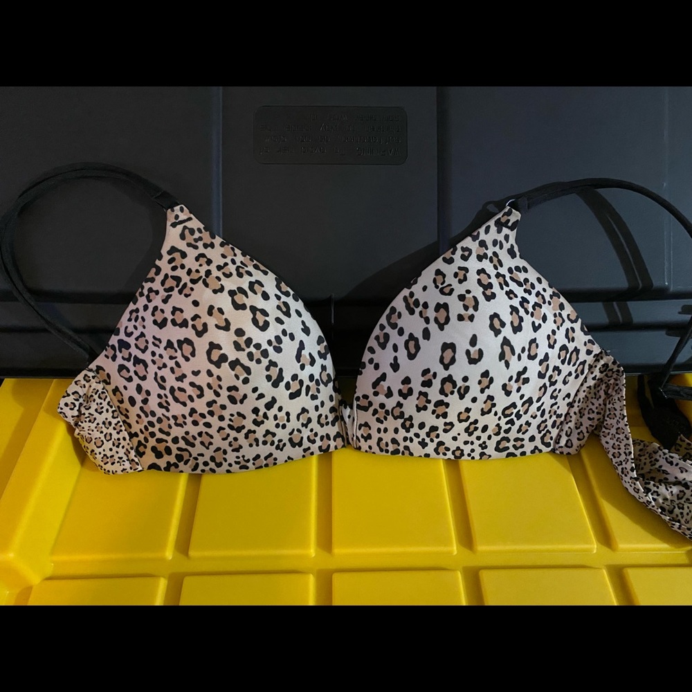 Victoria Secret bra with no wire